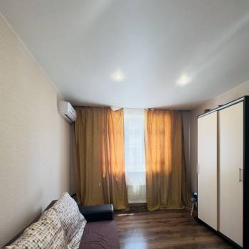 Продается 1-комнатная квартира, 27,4 м²