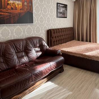 Сдается 1-комнатная квартира, 42 м²