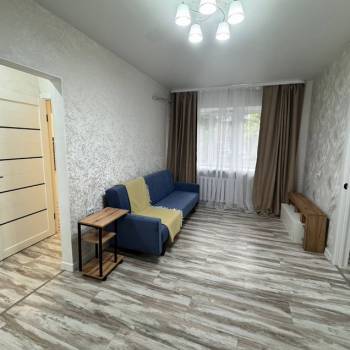 Продается 2-х комнатная квартира, 42 м²