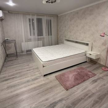 Сдается 2-х комнатная квартира, 70 м²