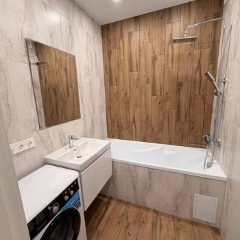 Сдается 2-х комнатная квартира, 72 м²
