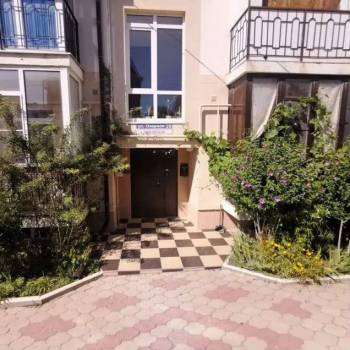 Продается 1-комнатная квартира, 33 м²
