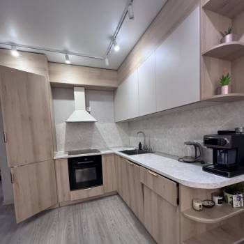 Сдается 1-комнатная квартира, 42 м²