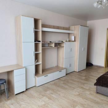 Сдается 2-х комнатная квартира, 94 м²