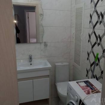 Сдается 1-комнатная квартира, 40 м²
