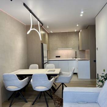Продается 2-х комнатная квартира, 65 м²