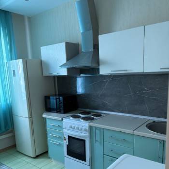 Сдается 1-комнатная квартира, 40 м²