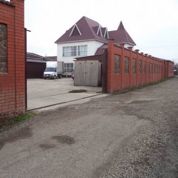Сдается Нежилое помещение, 930 м²