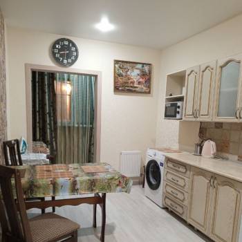 Сдается 1-комнатная квартира, 40 м²