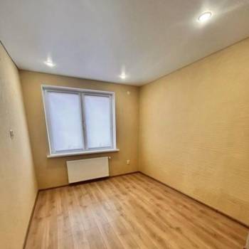Продается 1-комнатная квартира, 32 м²