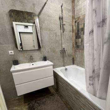 Сдается 2-х комнатная квартира, 58 м²