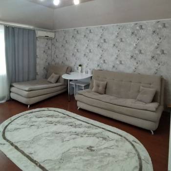 Продается 1-комнатная квартира, 40 м²