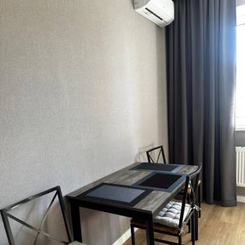 Сдается 1-комнатная квартира, 47 м²