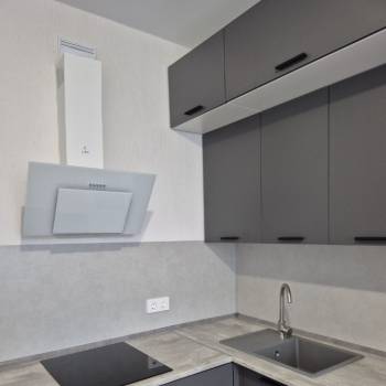 Продается 1-комнатная квартира, 41 м²