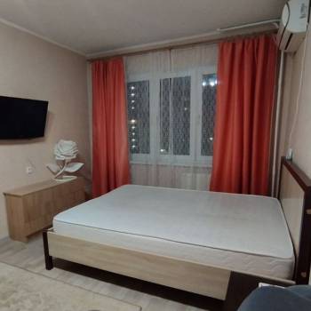 Сдается 1-комнатная квартира, 37 м²