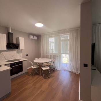 Сдается 1-комнатная квартира, 39 м²