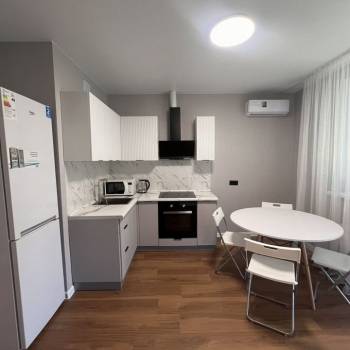 Сдается 1-комнатная квартира, 39 м²