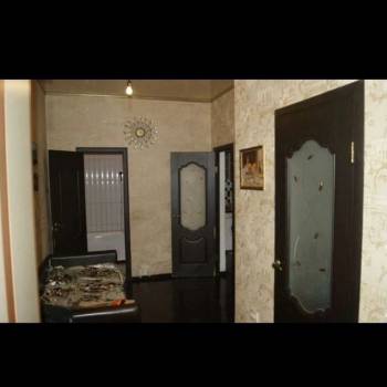 Продается 1-комнатная квартира, 42 м²