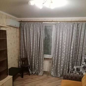 Сдается 1-комнатная квартира, 35 м²