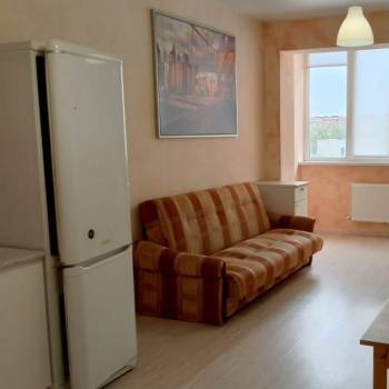 Продается 1-комнатная квартира, 32 м²
