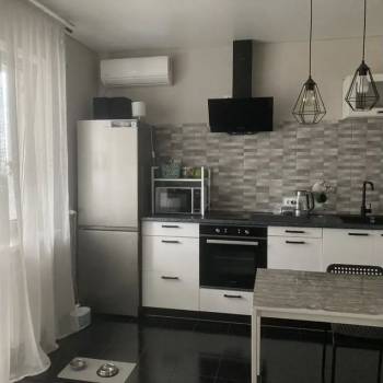 Продается 1-комнатная квартира, 30,8 м²