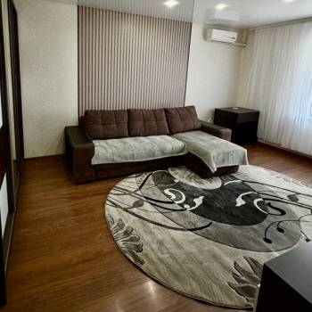 Сдается 1-комнатная квартира, 39 м²