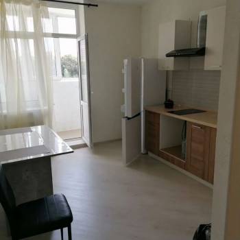 Продается 1-комнатная квартира, 35 м²