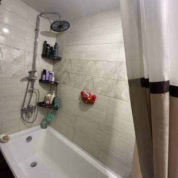 Продается Многокомнатная квартира, 72 м²