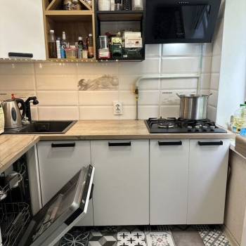 Продается Многокомнатная квартира, 72 м²