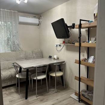 Продается Многокомнатная квартира, 72 м²