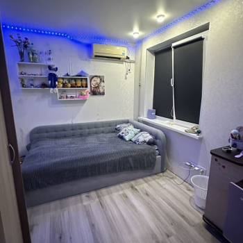 Продается Многокомнатная квартира, 72 м²