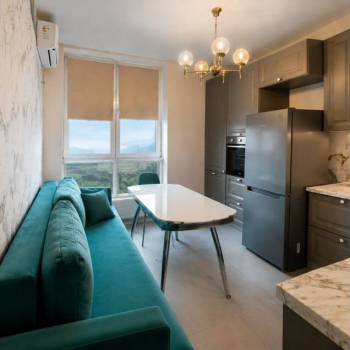 Сдается 1-комнатная квартира, 42 м²