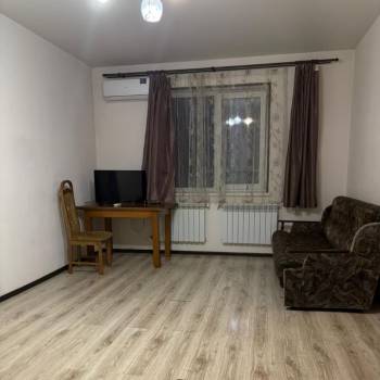 Сдается 1-комнатная квартира, 45 м²