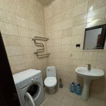 Сдается 1-комнатная квартира, 45 м²