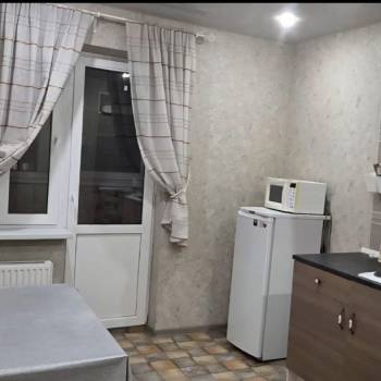 Сдается 1-комнатная квартира, 35 м²