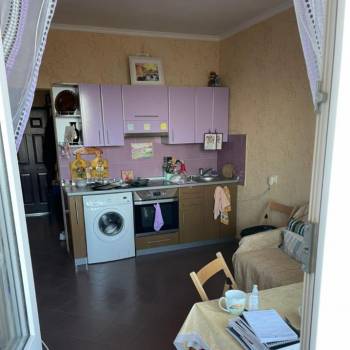 Продается 1-комнатная квартира, 50 м²