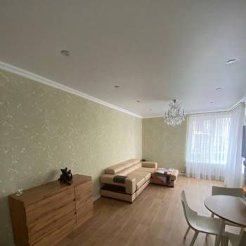 Сдается 2-х комнатная квартира, 60 м²