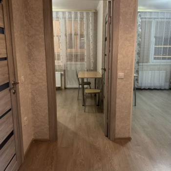 Сдается 1-комнатная квартира, 49 м²