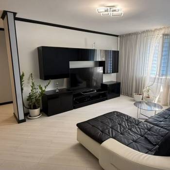 Сдается 2-х комнатная квартира, 60 м²