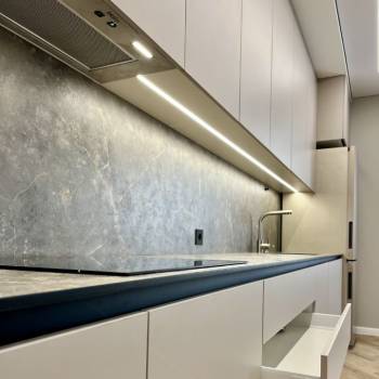 Сдается Многокомнатная квартира, 100 м²