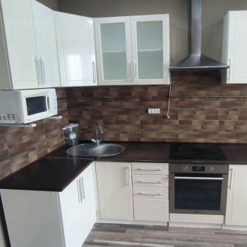 Продается 1-комнатная квартира, 42,3 м²