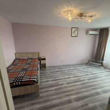 Продается 1-комнатная квартира, 37,6 м²