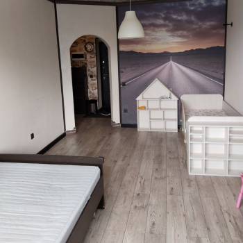 Продается 1-комнатная квартира, 36,8 м²