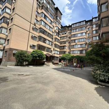 Продается 1-комнатная квартира, 42,9 м²