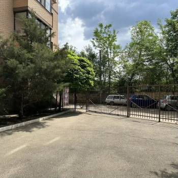 Продается 1-комнатная квартира, 42,9 м²