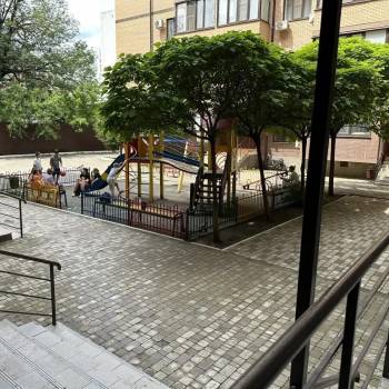Продается 1-комнатная квартира, 42,9 м²
