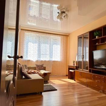 Сдается 1-комнатная квартира, 42 м²