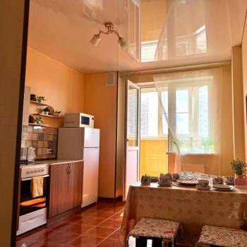 Сдается 1-комнатная квартира, 42 м²