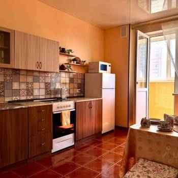 Сдается 1-комнатная квартира, 42 м²