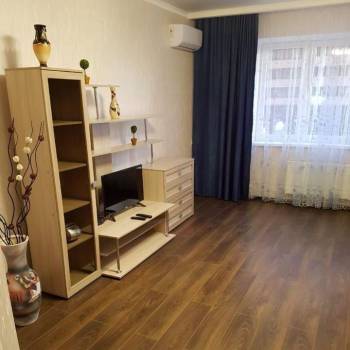Продается 1-комнатная квартира, 47,6 м²